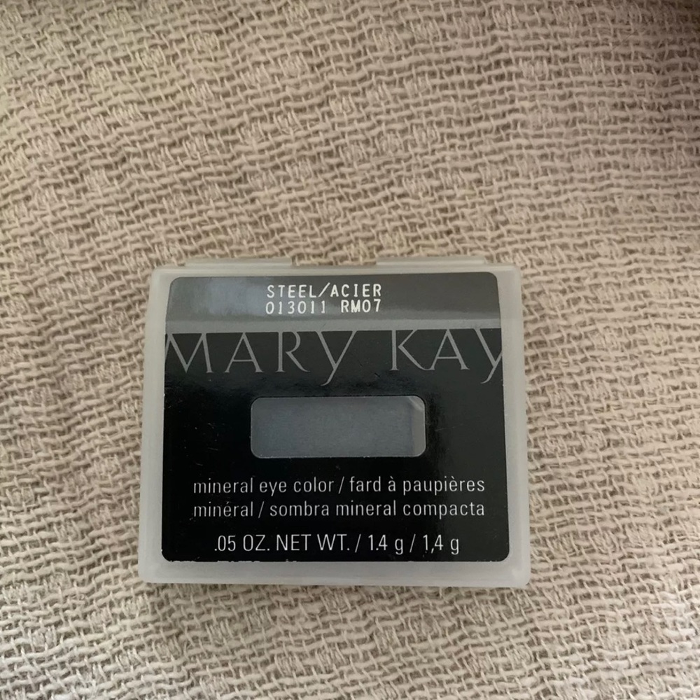 Mary Kay Mineral Eye Color Steel 013011